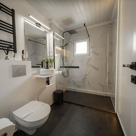 Damasi Apartamento *